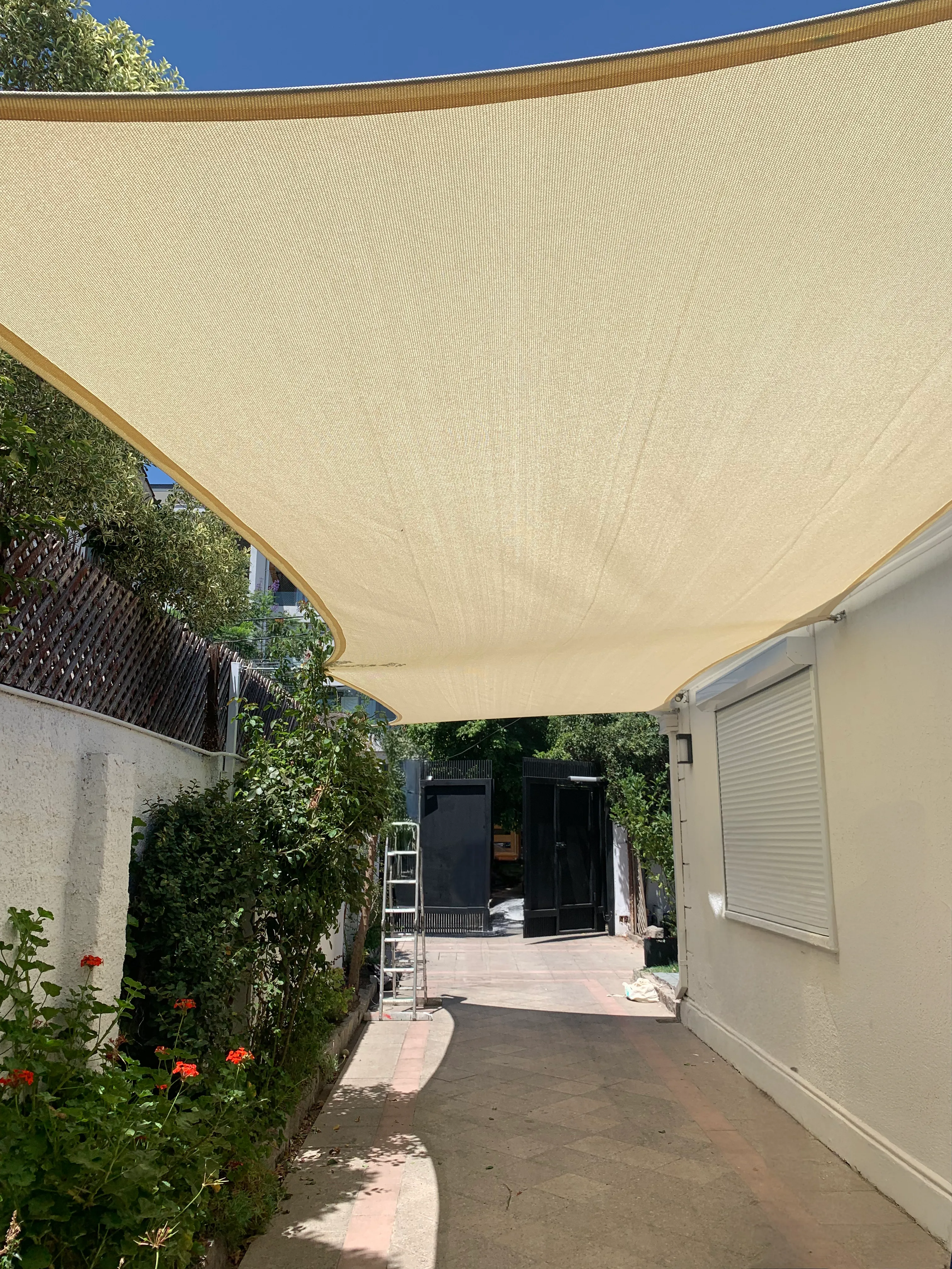 Diseño arquitectónico de proyecto residencial en Santiago